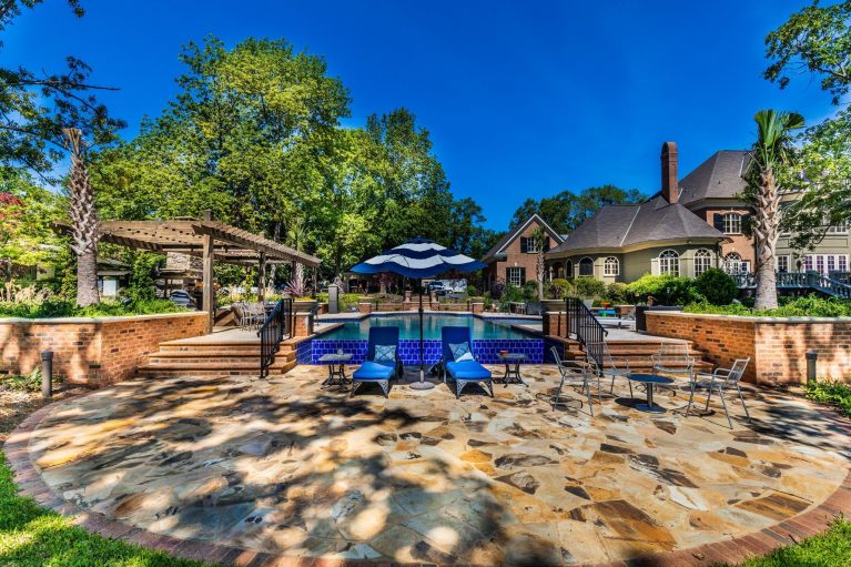 The Clearwater Pool Company The Midlands' only Master Pools Builder