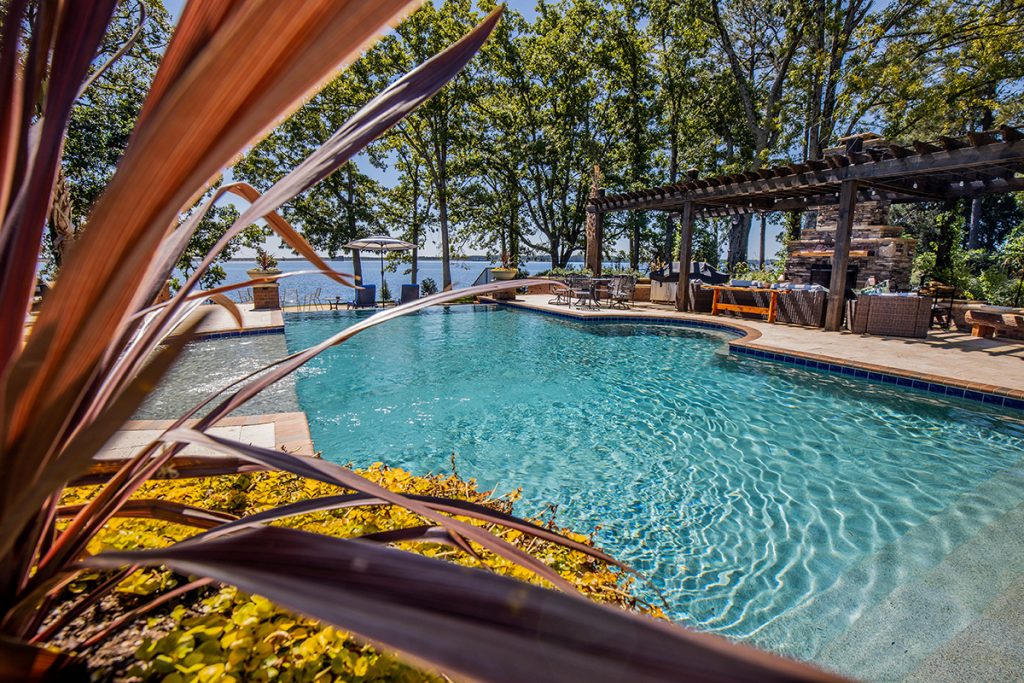 Infinity Edge Page 2 The Clearwater Pool Company